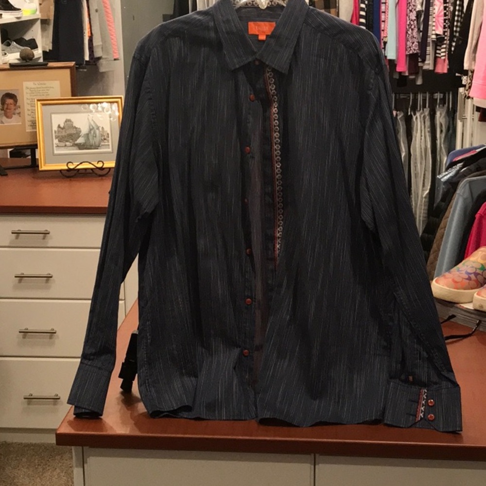 Talia Dress Shirt. Large. Like new